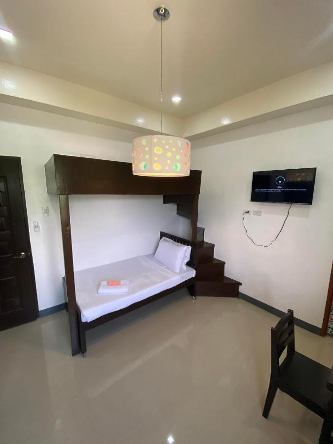 Ma Lourdes' Inn Palompon Екстериор снимка