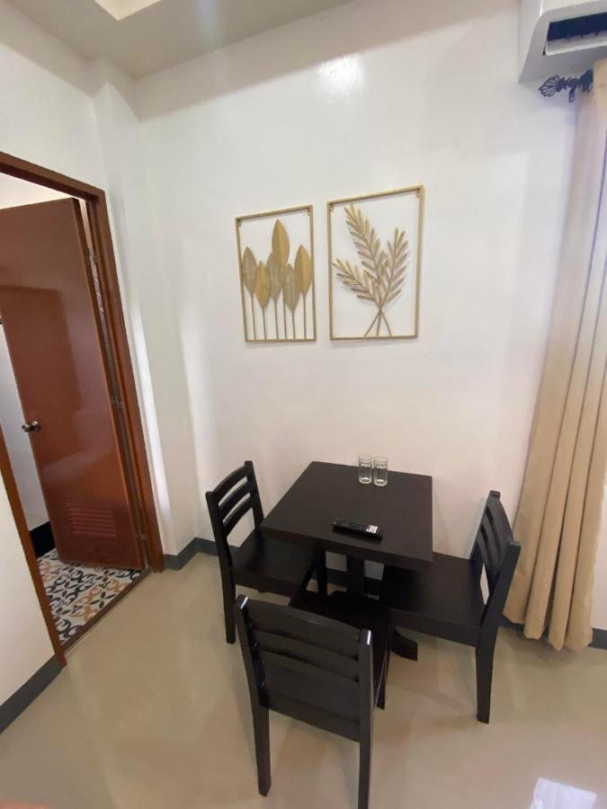Ma Lourdes' Inn Palompon Екстериор снимка