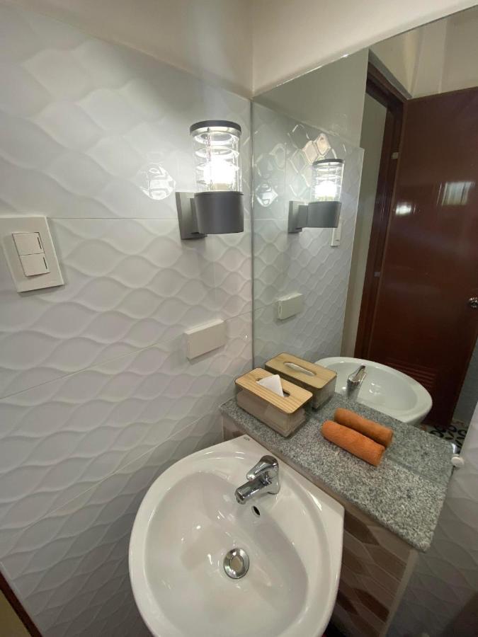 Ma Lourdes' Inn Palompon Екстериор снимка